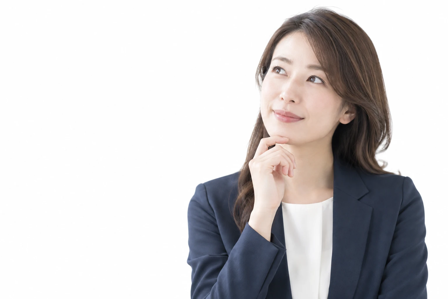 相談先を考える女性